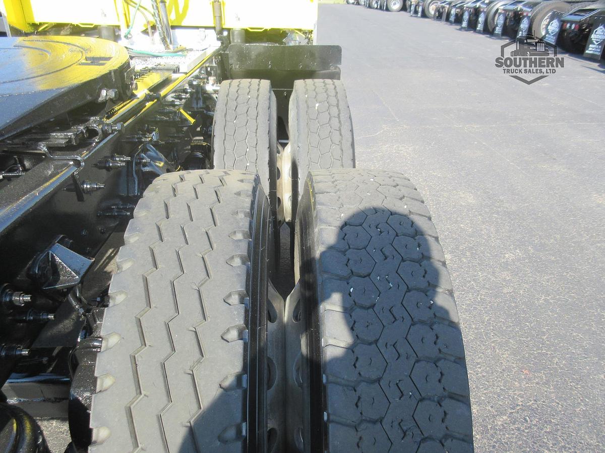 Used 2019 PETERBILT 389