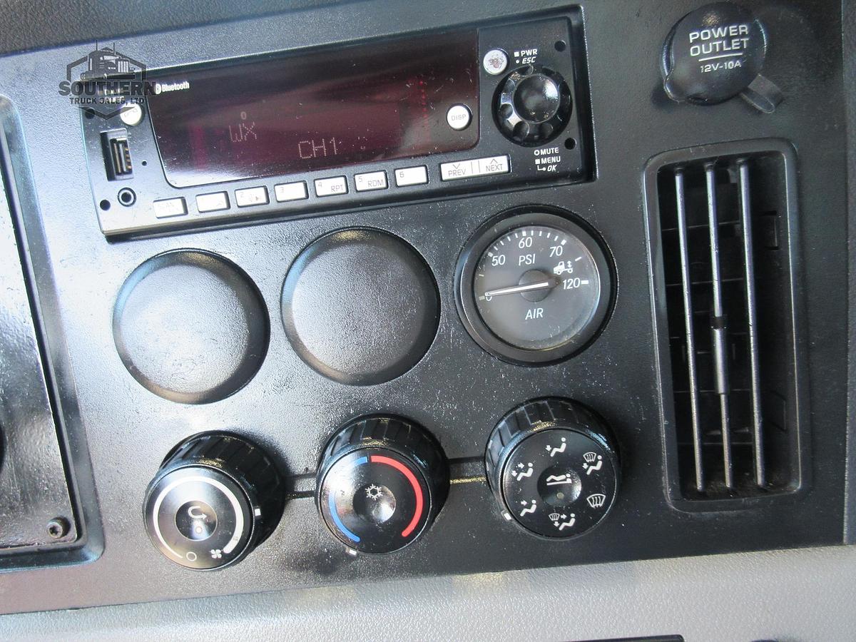 Used 2022 FREIGHTLINER CASCADIA 116