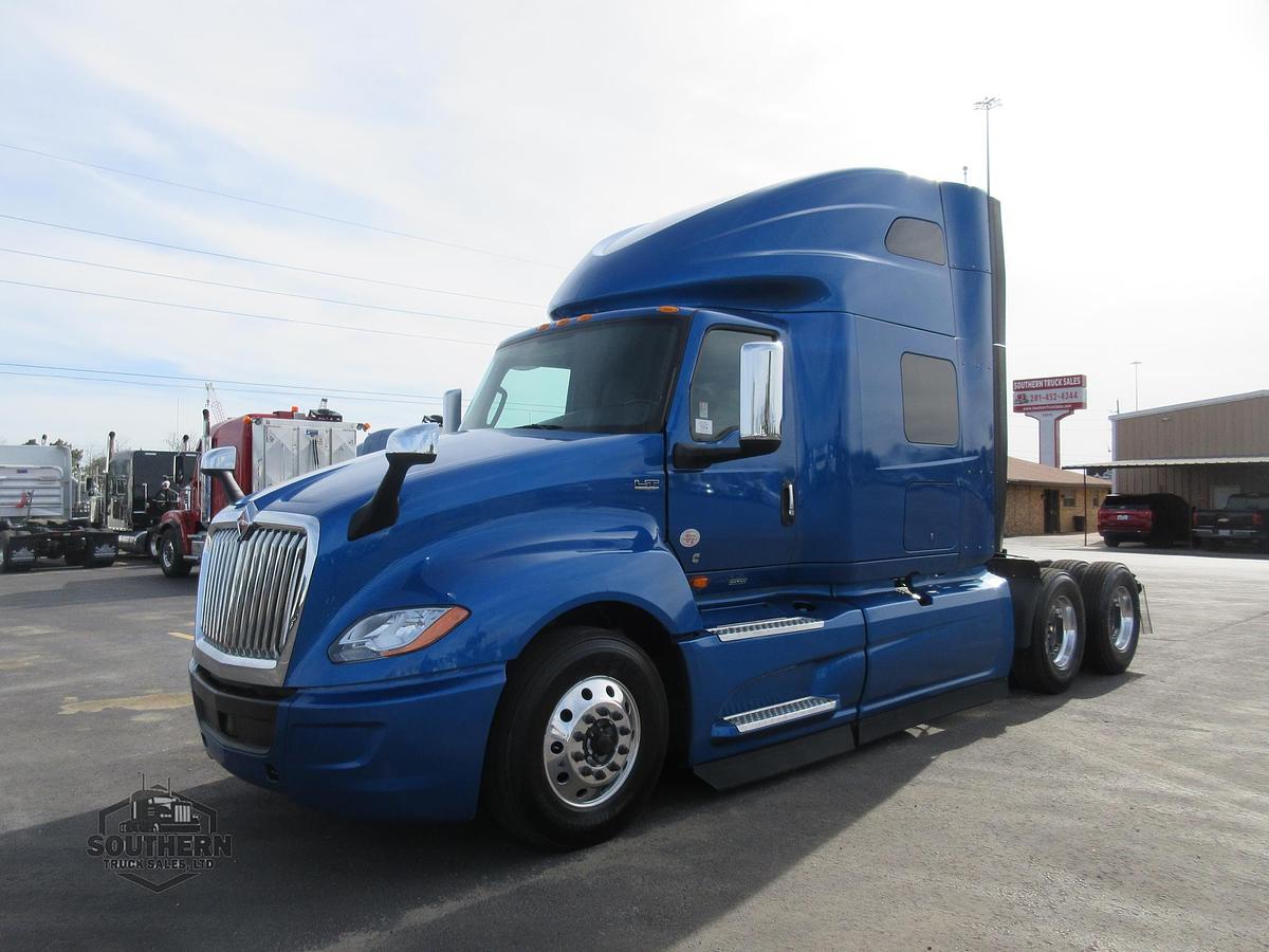 Used 2021 INTERNATIONAL LT