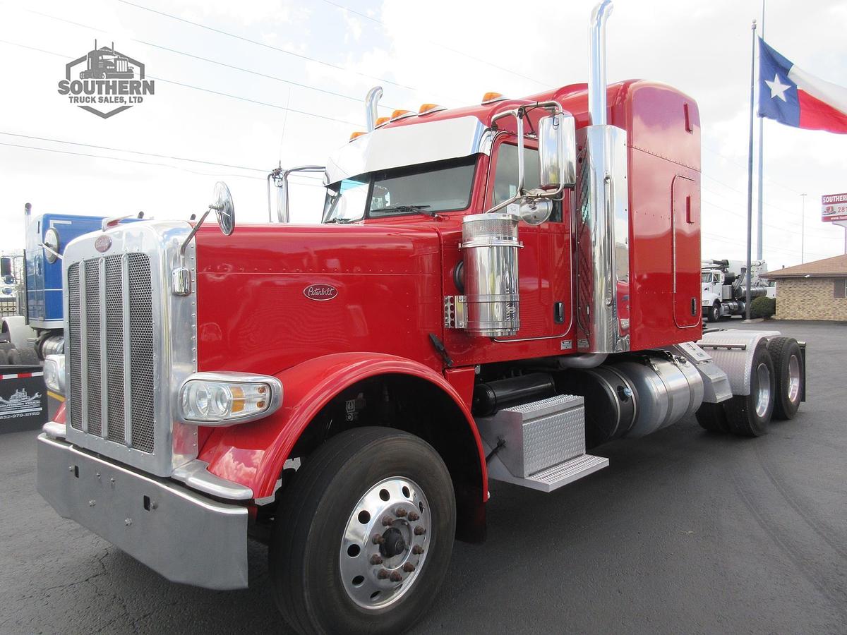 Used 2019 PETERBILT 389