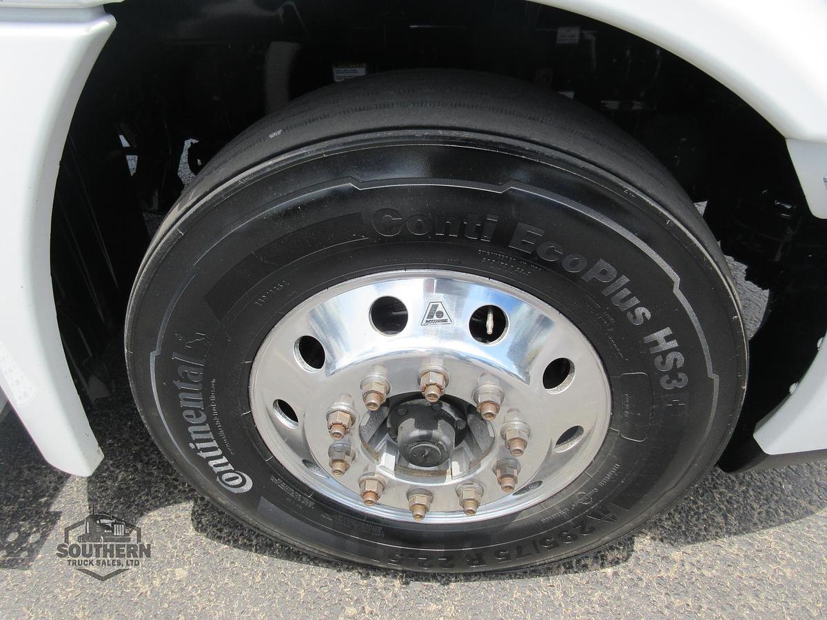 Used 2018 FREIGHTLINER CASCADIA 125