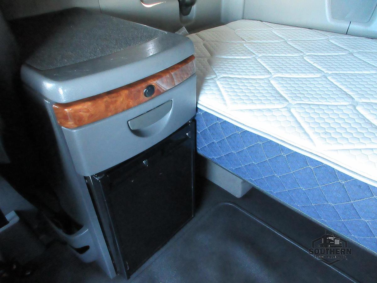 Used 2021 INTERNATIONAL LT