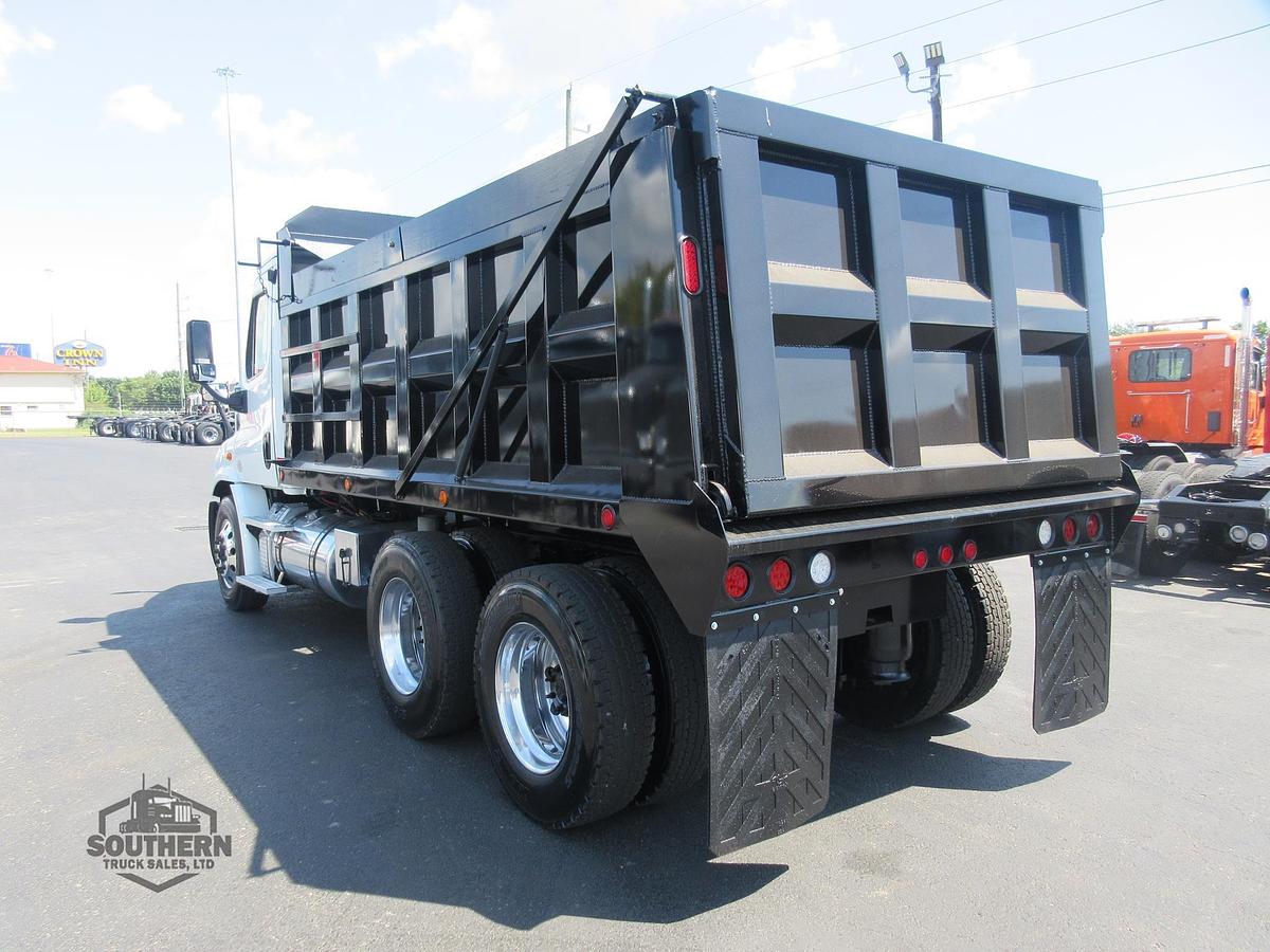 Used 2019 FREIGHTLINER CASCADIA 113