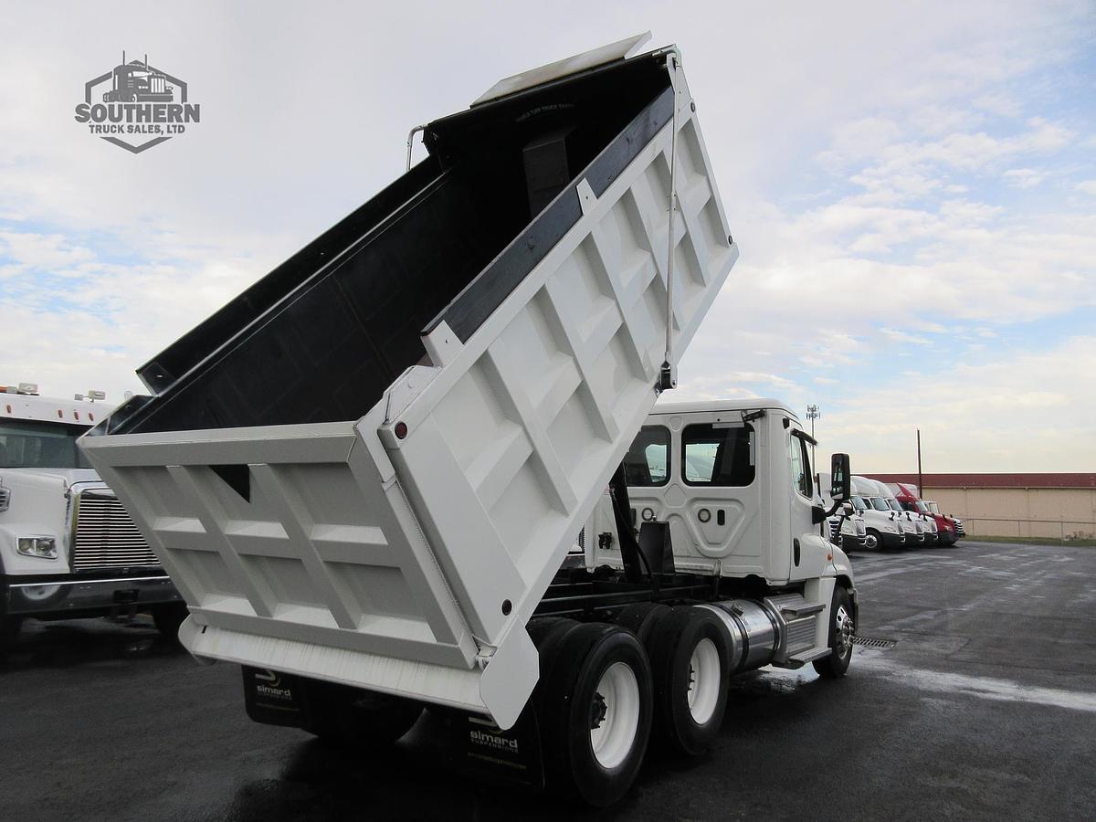 Used 2020 FREIGHTLINER CASCADIA 125