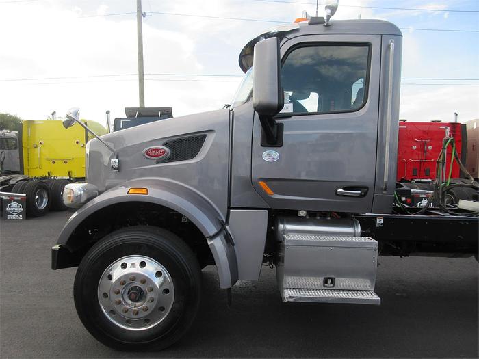 Used 2019 PETERBILT 567