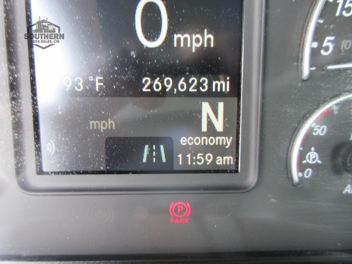 Used 2019 FREIGHTLINER CASCADIA 126