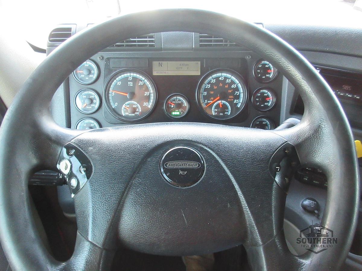 Used 2018 FREIGHTLINER CASCADIA 125