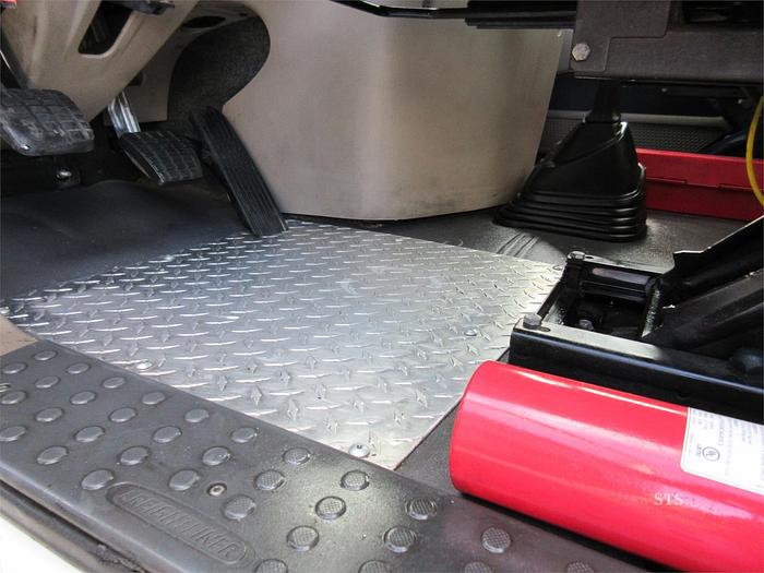 Used 2015 FREIGHTLINER CASCADIA 125