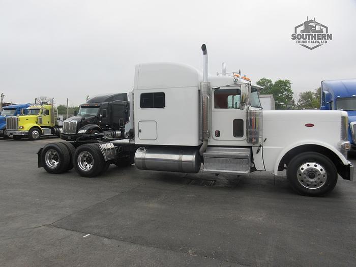 Used 2020 PETERBILT 389