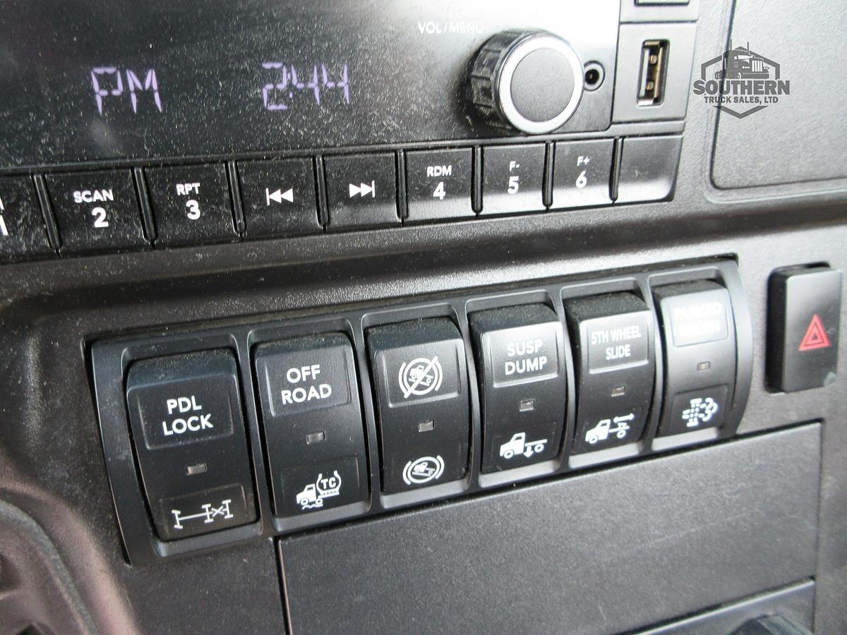Used 2023 INTERNATIONAL LT