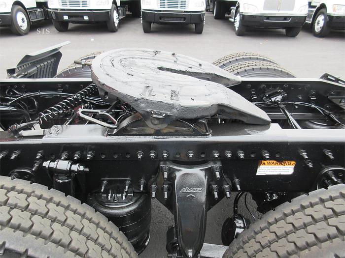 Used 2021 FREIGHTLINER CASCADIA 126