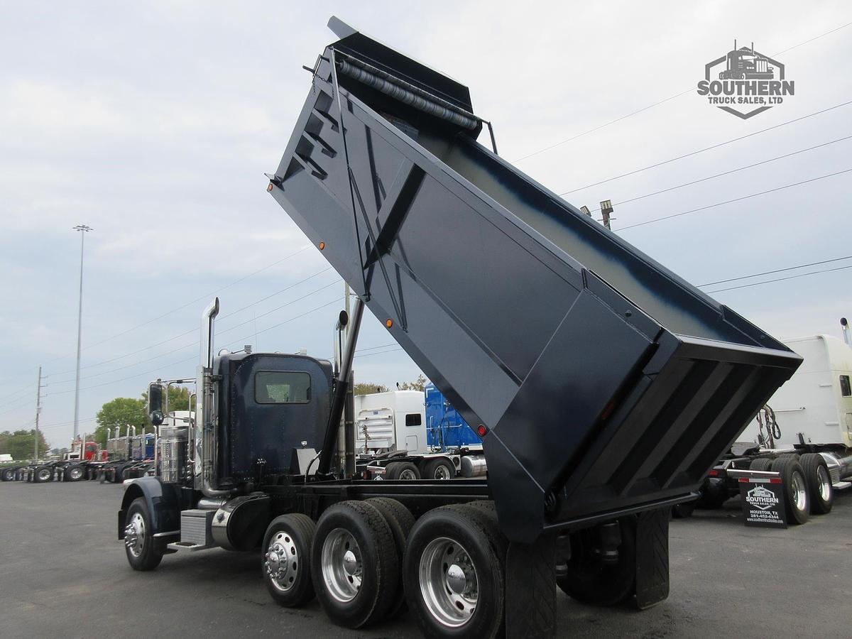 Used 2019 PETERBILT 389