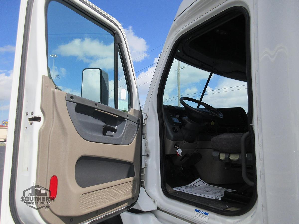 Used 2014 FREIGHTLINER CASCADIA 125 EVOLUTION