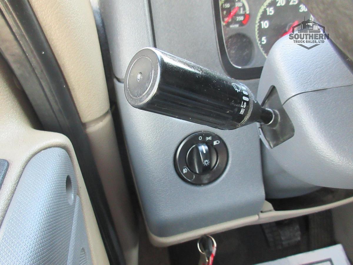 Used 2019 FREIGHTLINER CASCADIA 125