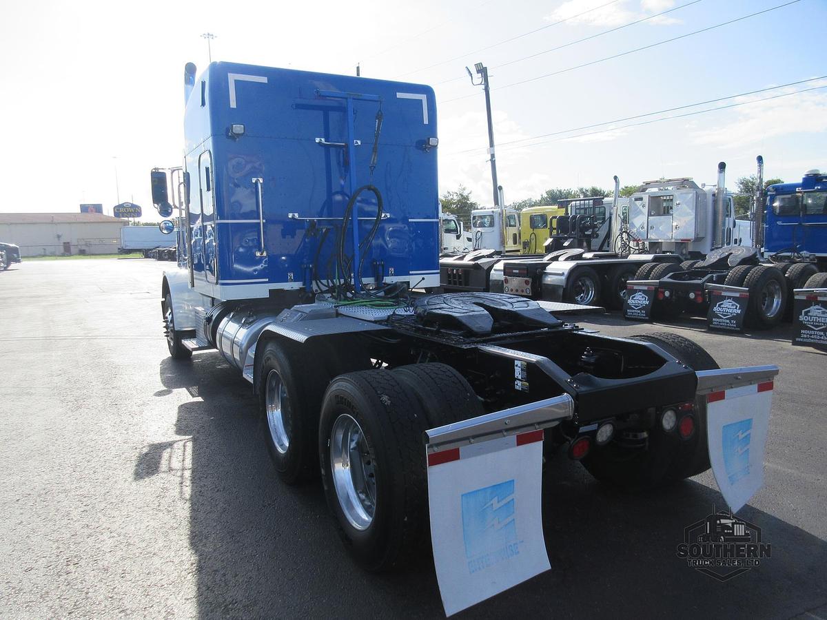 Used 2019 PETERBILT 389