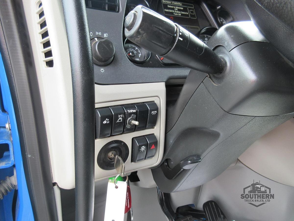 Used 2020 PETERBILT 567