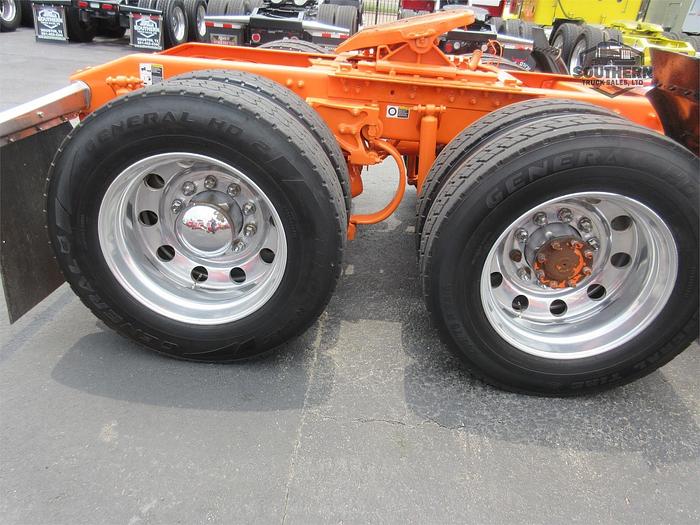 Used 2018 PETERBILT 567