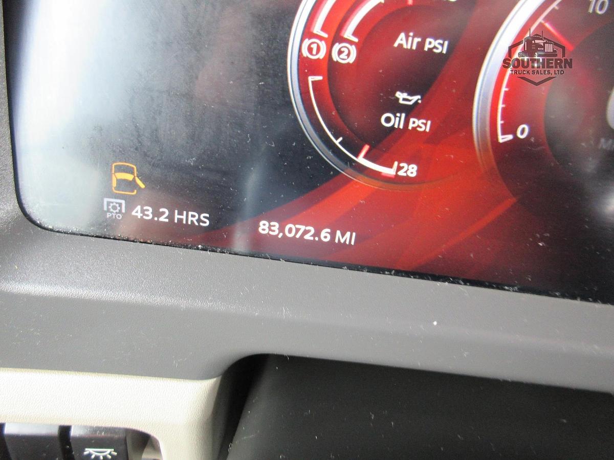 Used 2025 PETERBILT 567