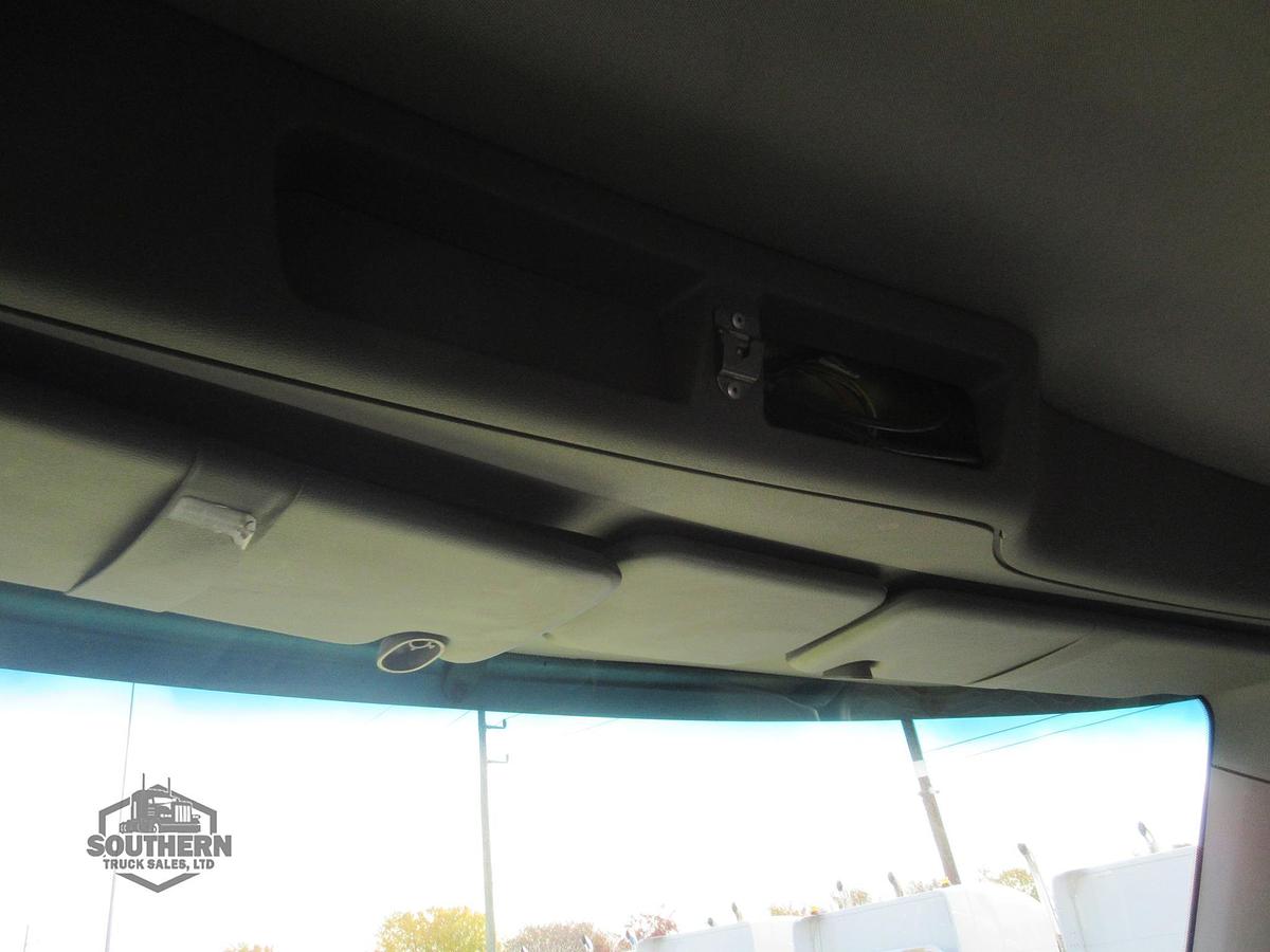 Used 2020 PETERBILT 567