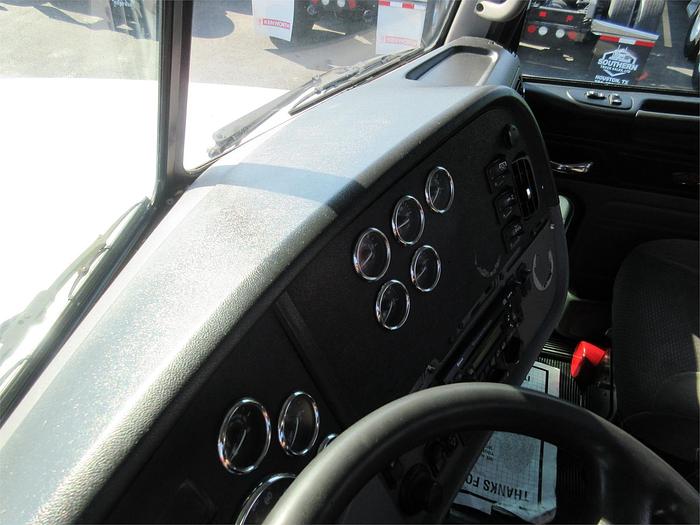 Used 2015 PETERBILT 365