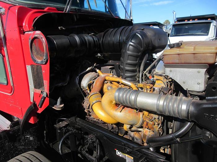 Used 2011 KENWORTH T800