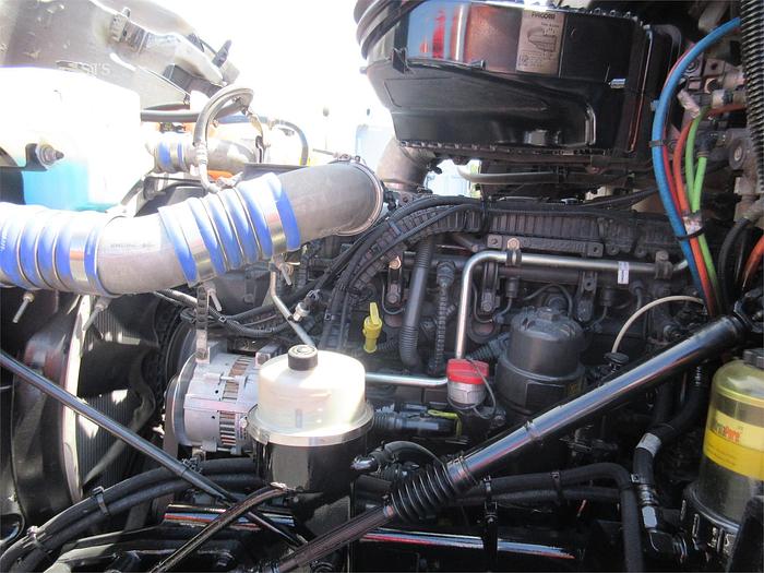 Used 2016 PETERBILT 579