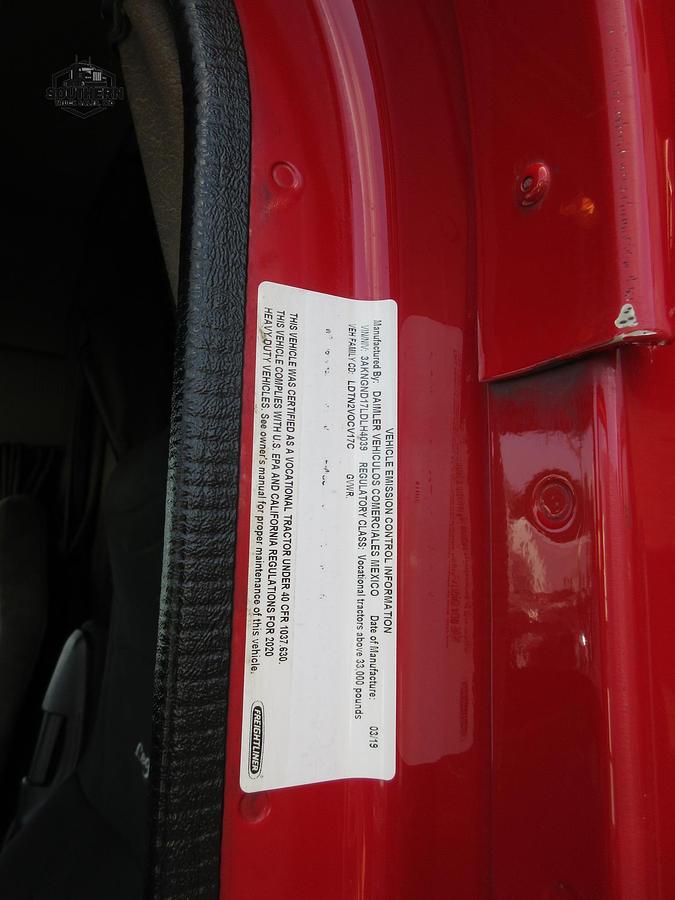 Used 2020 FREIGHTLINER CORONADO 122 SD