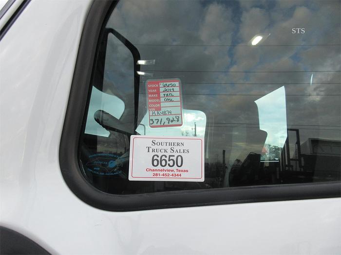 Used 2019 FREIGHTLINER CASCADIA 126