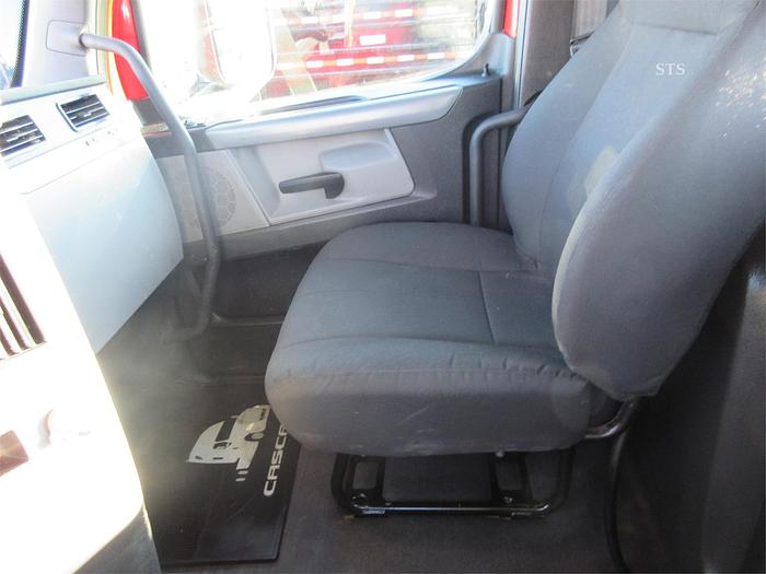 Used 2018 FREIGHTLINER CASCADIA 126