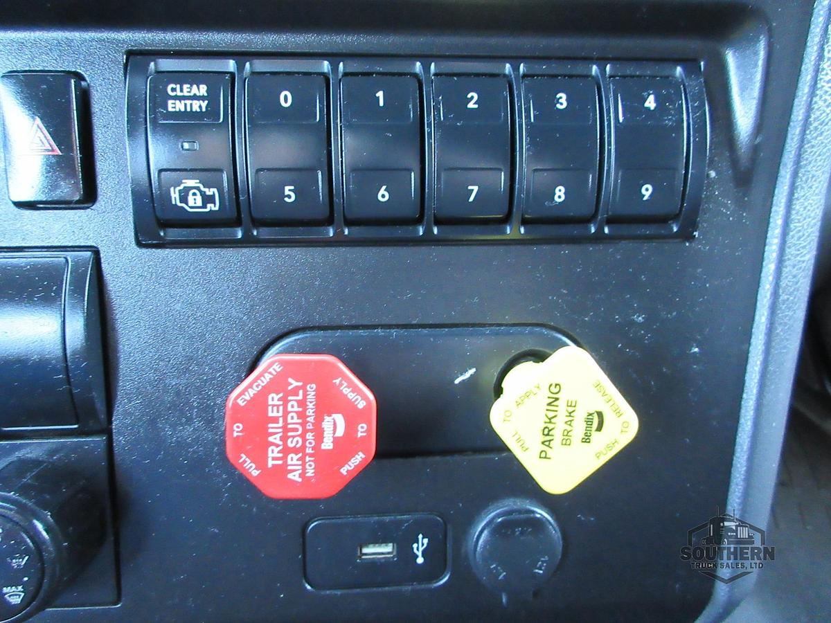 Used 2021 INTERNATIONAL LT