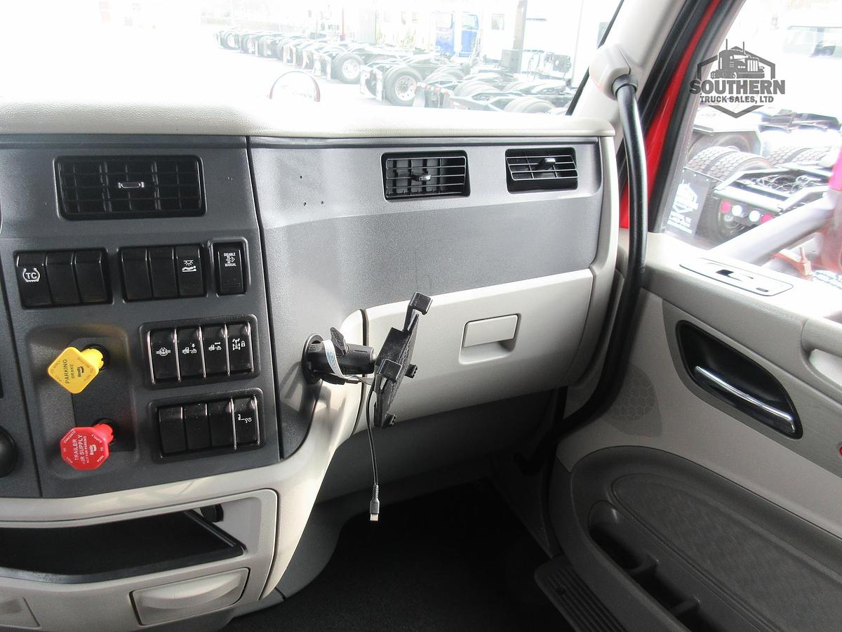 Used 2020 PETERBILT 567
