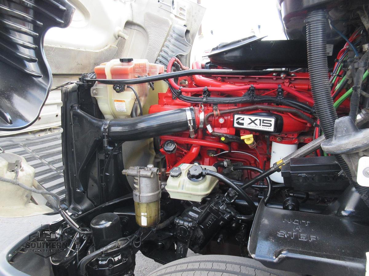 Used 2019 FREIGHTLINER CASCADIA 125