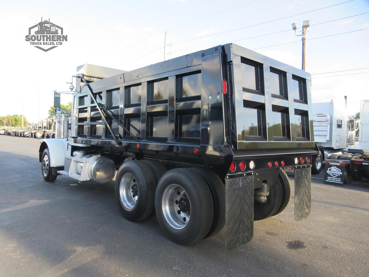 Used 2019 PETERBILT 389