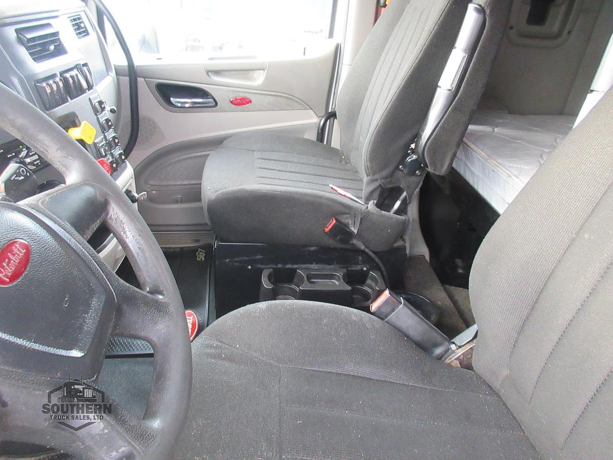 Used 2019 PETERBILT 567