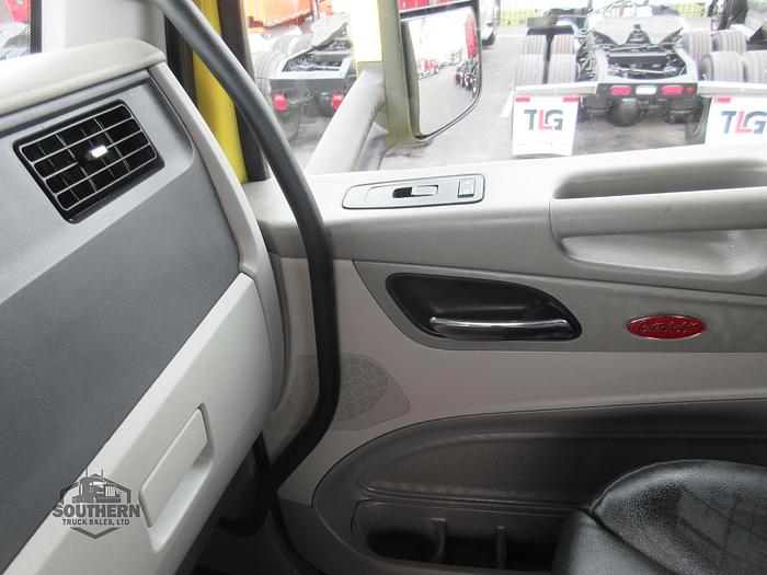 Used 2021 PETERBILT 579