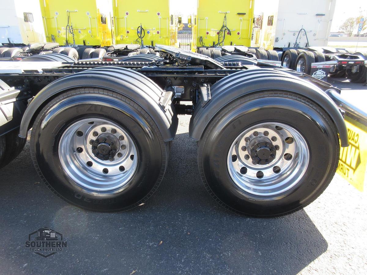 Used 2020 PETERBILT 567