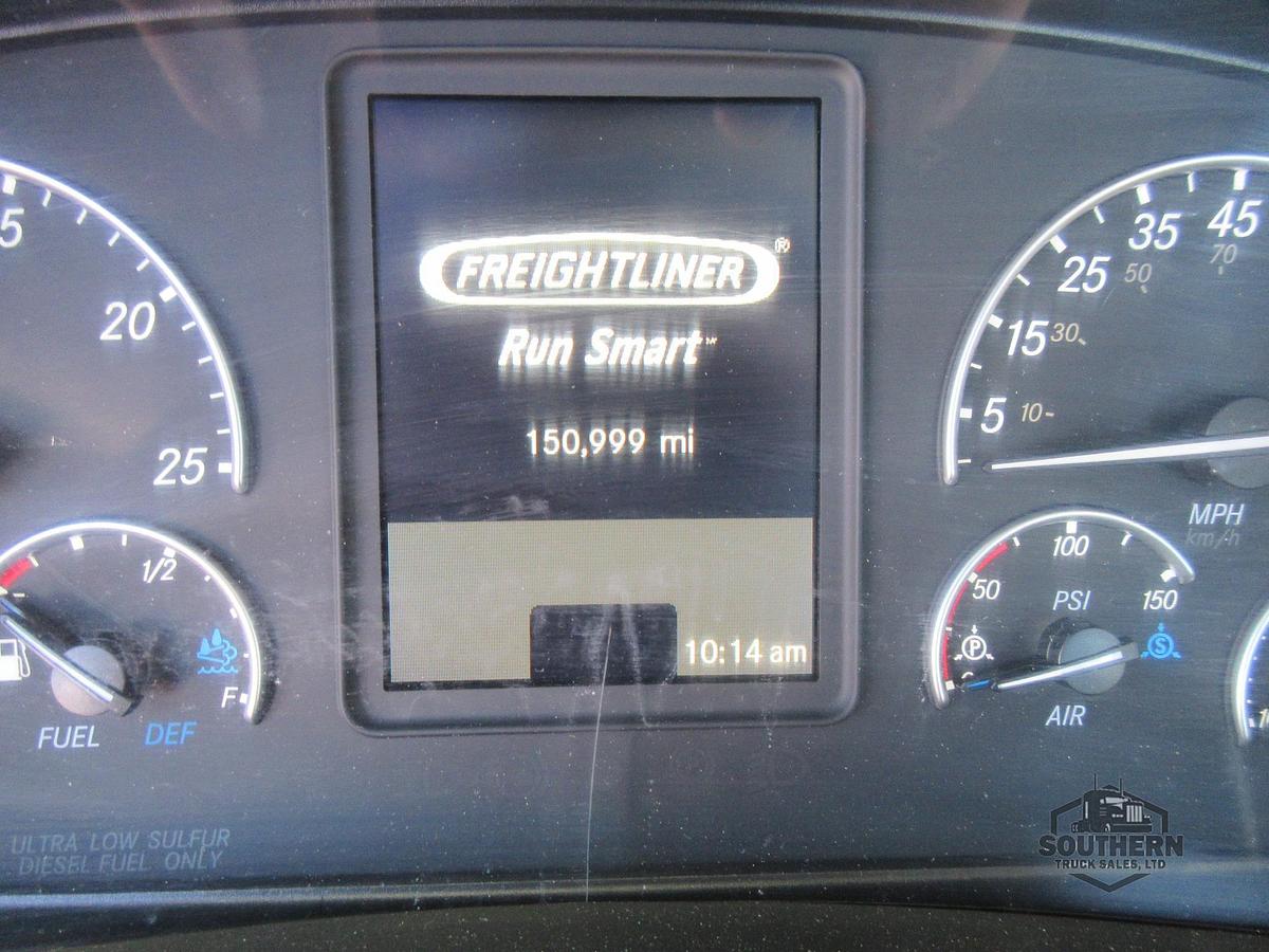 Used 2019 FREIGHTLINER CASCADIA 126