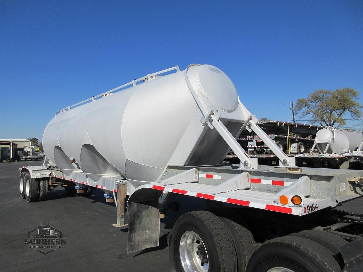 Used 2011 POLAR 1000 cu ft