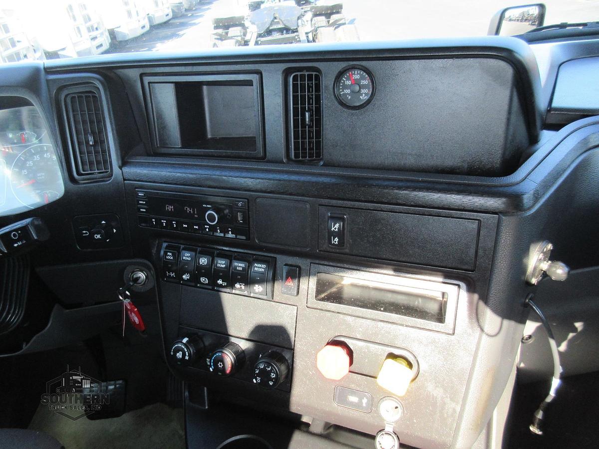 Used 2023 INTERNATIONAL LT