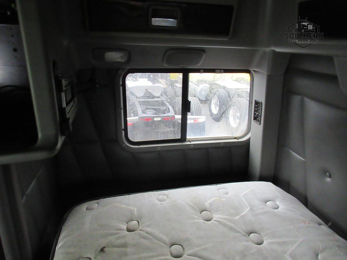 Used 2019 PETERBILT 389