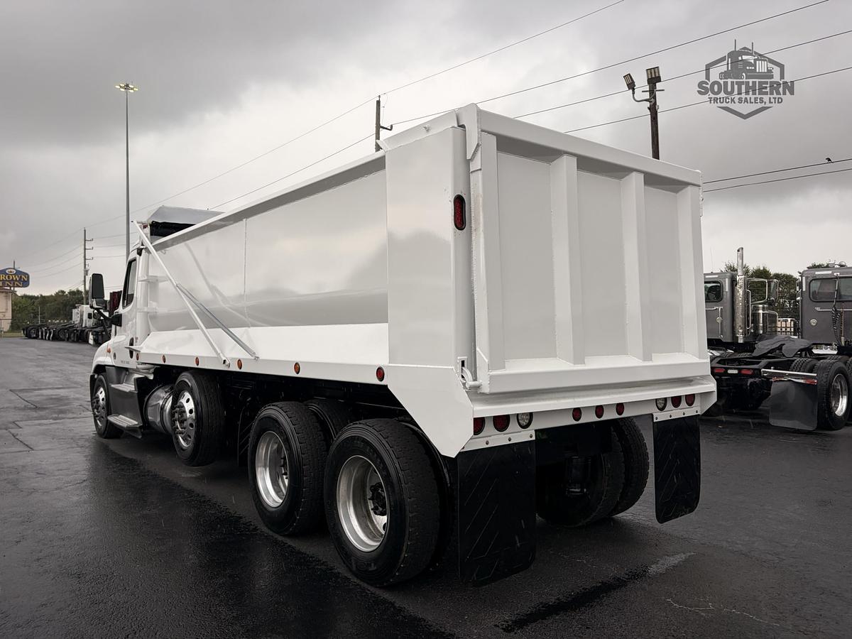 Used 2020 FREIGHTLINER CASCADIA 125