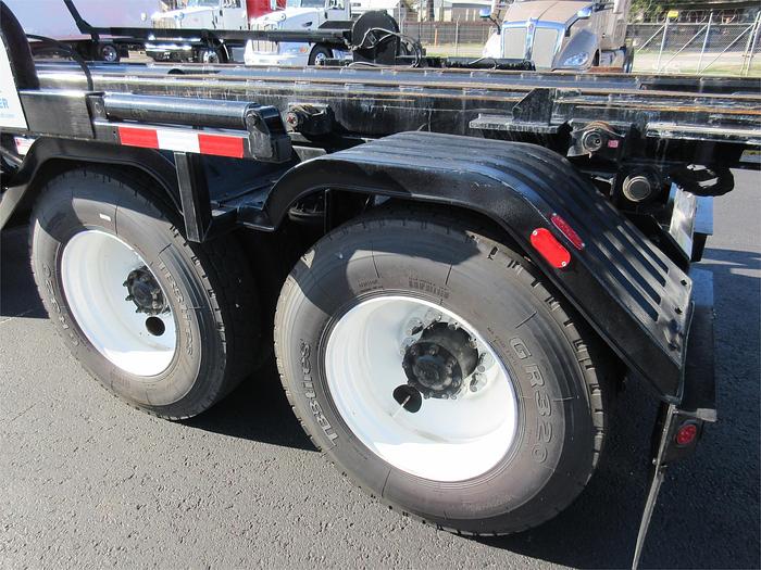 Used 2012 MACK GRANITE GU713