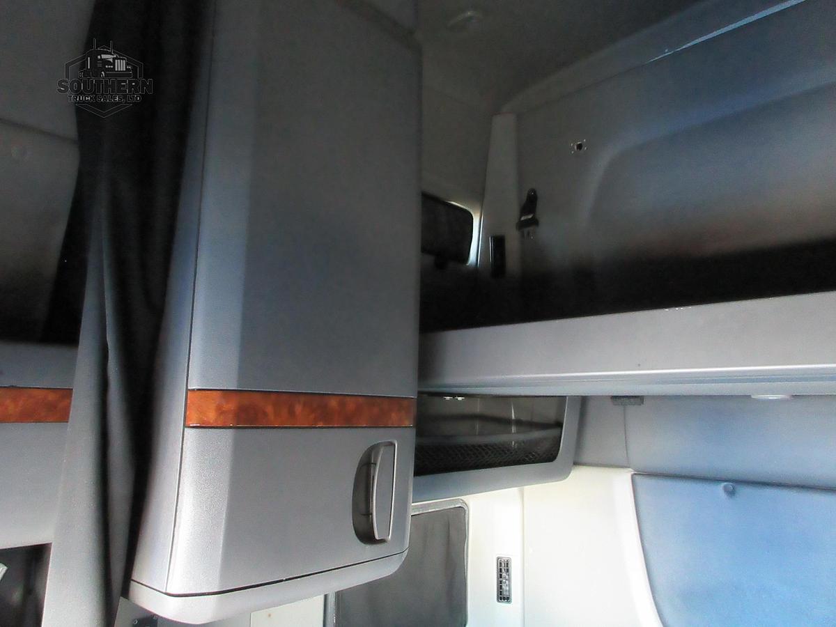 Used 2021 INTERNATIONAL LT