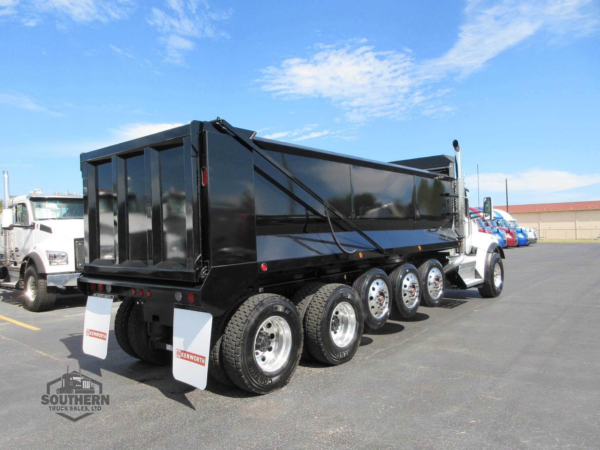 2025 KENWORTH T880