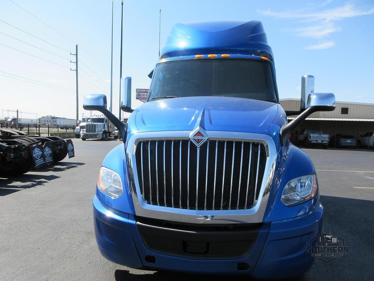 Used 2021 INTERNATIONAL LT