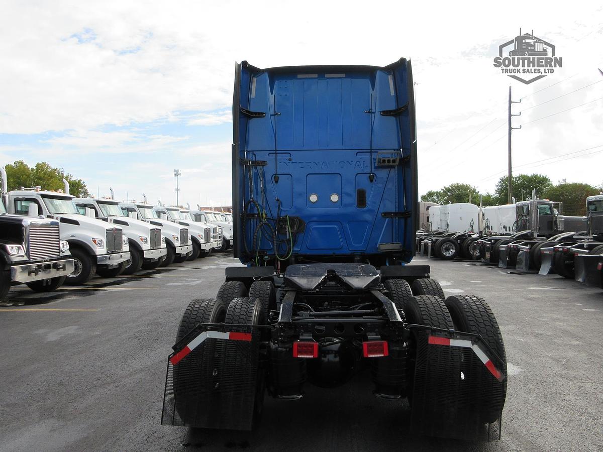 Used 2021 INTERNATIONAL LT