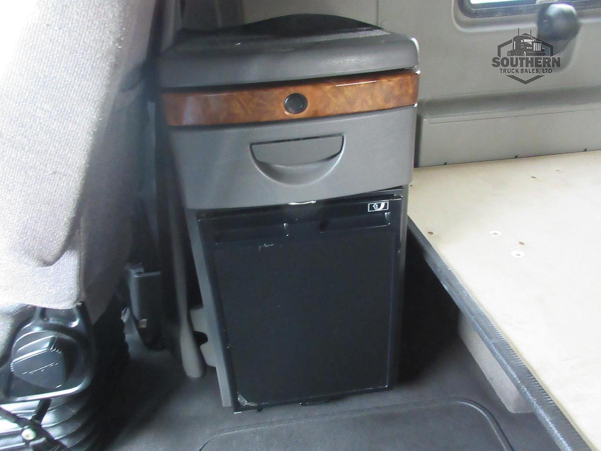 Used 2021 INTERNATIONAL LT