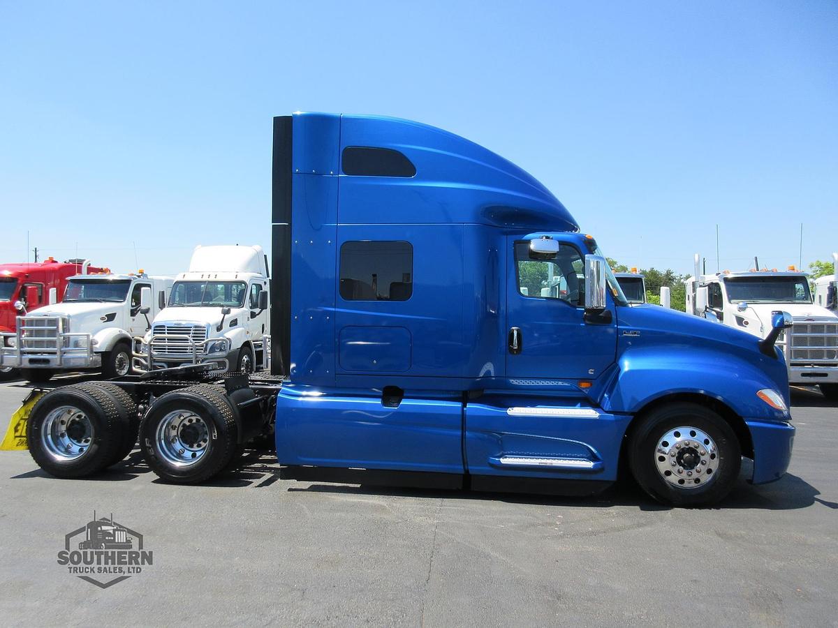 Used 2021 INTERNATIONAL LT