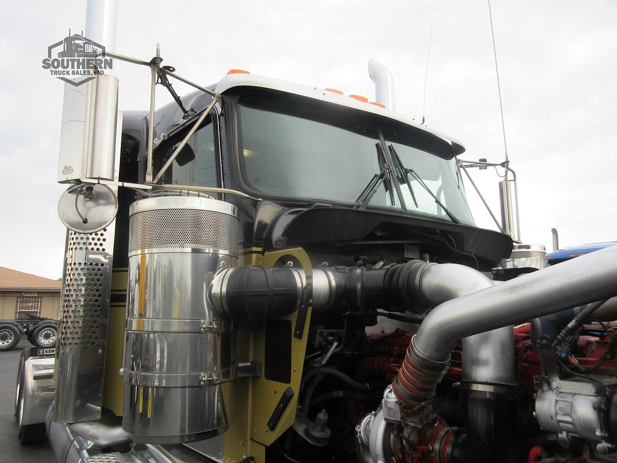 Used 2019 KENWORTH W900L