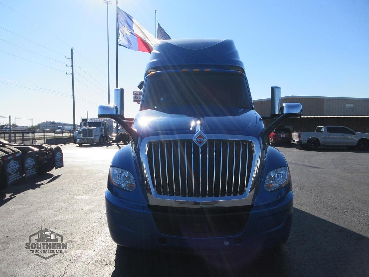 Used 2021 INTERNATIONAL LT